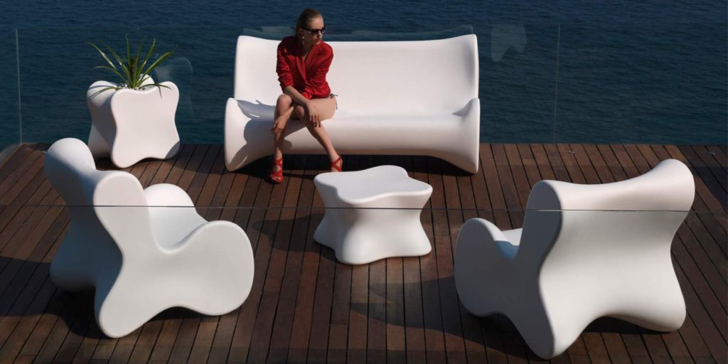 design-outdoor-furniture-sofa-coffeetable-loungechair-doux-karimrashid-vondom (1)