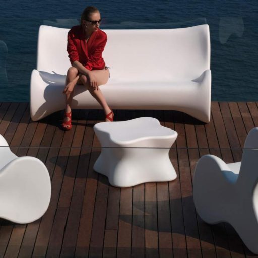 design-outdoor-furniture-sofa-coffeetable-loungechair-doux-karimrashid-vondom (1)